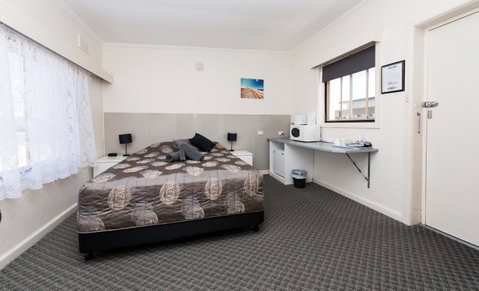 Blue Lake Motel - Port Augusta Accommodation 4