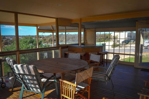 Baywatch - Port Augusta Accommodation 0