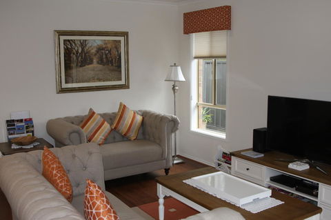 C And C Tanunda - Port Augusta Accommodation 13