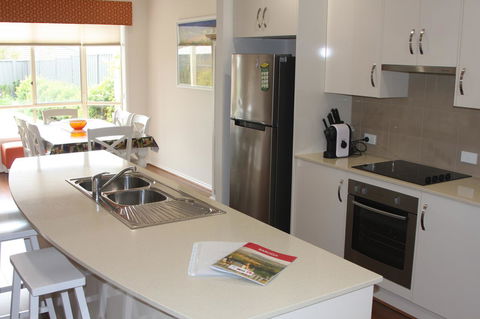 C And C Tanunda - Port Augusta Accommodation 8