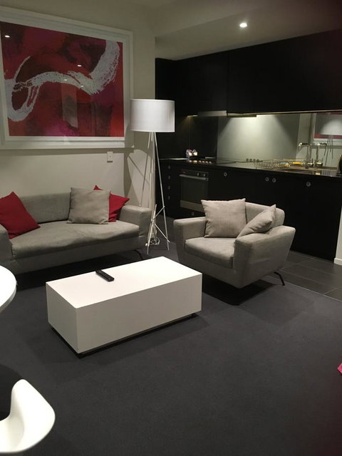 Luxury Apartment - Port Augusta Accommodation 3