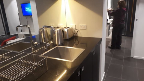 Luxury Apartment - Port Augusta Accommodation 7