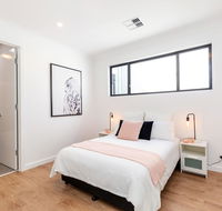 Brand new affordable luxury 3 bedroom 3 bathrooms house close to Adelaide city Chinatown beach Adelaide Airport - Port Augusta Accommodation
