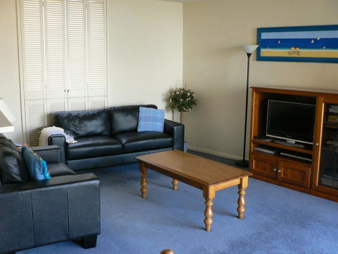 South Esplanade Apartment - Port Augusta Accommodation 3