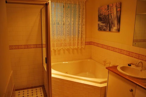 A Secret Treasure - Port Augusta Accommodation 10