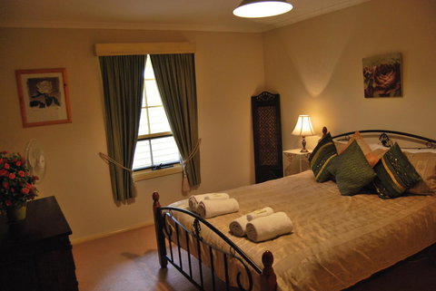 A Secret Treasure - Port Augusta Accommodation 8
