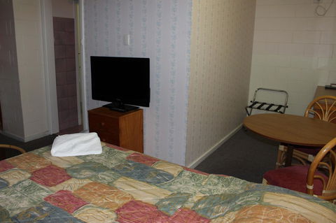 Island Motel Kingscote - Port Augusta Accommodation 13