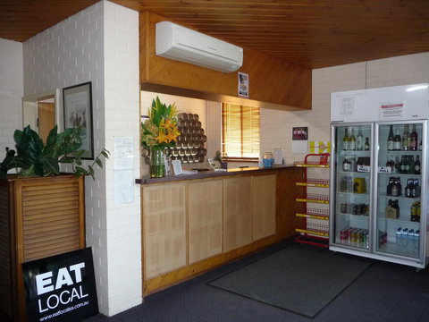 The Wine Vine Hotel - Port Augusta Accommodation 10