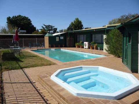 The Wine Vine Hotel - Port Augusta Accommodation 21