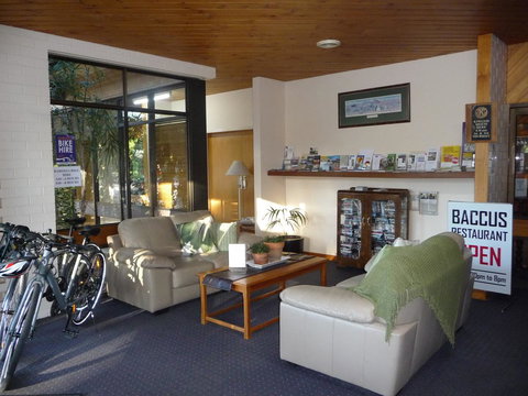 The Wine Vine Hotel - Port Augusta Accommodation 9