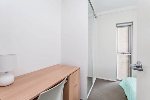 3 Bed North Terrace #42 - Port Augusta Accommodation 8