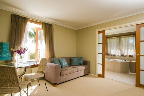 SummerHills Retreat Byron Bay - Port Augusta Accommodation 13
