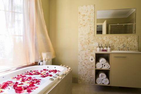 SummerHills Retreat Byron Bay - Port Augusta Accommodation 9