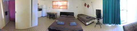 A1Cabins - Port Augusta Accommodation 0