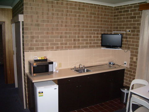 Aviators Lodge - Port Augusta Accommodation 42