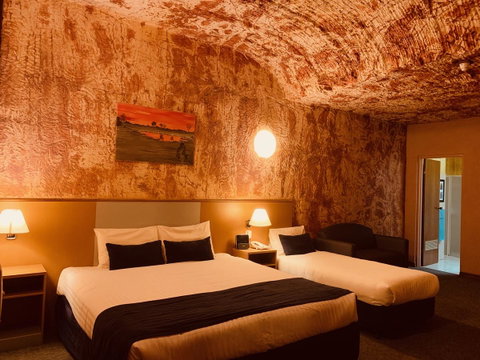 Desert Cave Hotel - Port Augusta Accommodation 25