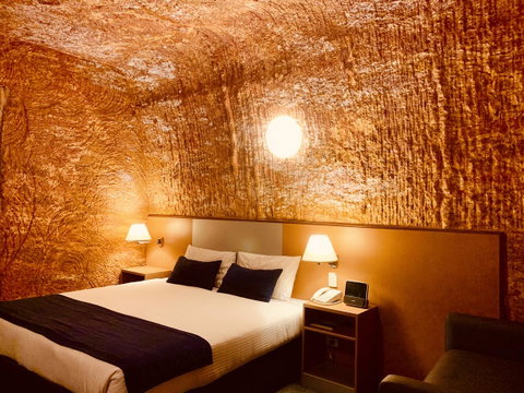 Desert Cave Hotel - Port Augusta Accommodation 13
