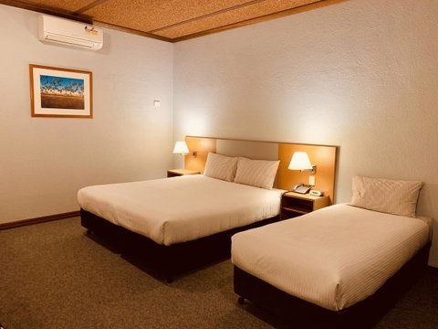 Desert Cave Hotel - Port Augusta Accommodation 22