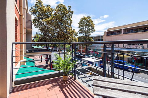 Executive 3 Bedroom Apartment + Internet + Parking - Port Augusta Accommodation 28