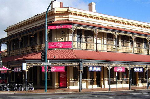 Executive 3 Bedroom Apartment + Internet + Parking - Port Augusta Accommodation 43