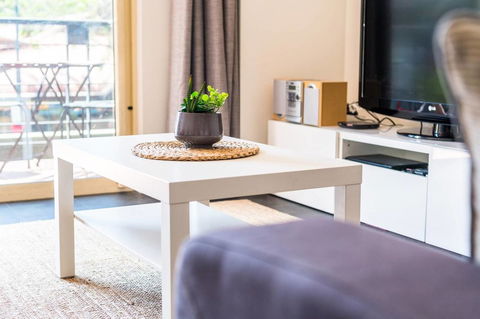 Executive 3 Bedroom Apartment + Internet + Parking - Port Augusta Accommodation 26