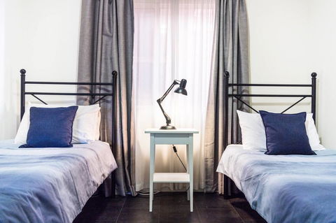 Executive 3 Bedroom Apartment + Internet + Parking - Port Augusta Accommodation 32