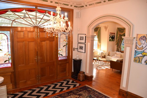 Grand Bluestone Mansion - Port Augusta Accommodation 3