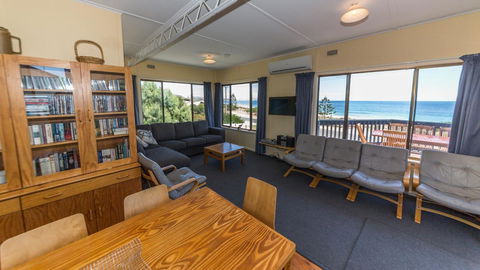 Sandy Feet 31 Gold Coast Drive - Port Augusta Accommodation 2