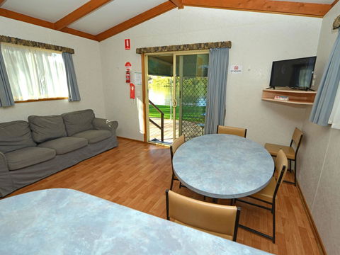 Echo Holiday Parks - Renmark - Port Augusta Accommodation 17