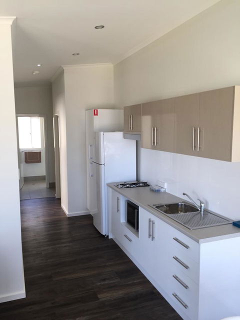 Brighton Beachfront Holiday Park Adelaide - Port Augusta Accommodation 4