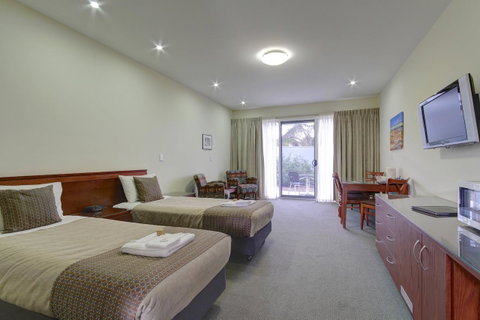 Strath Motel - Port Augusta Accommodation 2