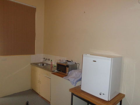 Adelaide Backpackers And Travellers Inn - Port Augusta Accommodation 34
