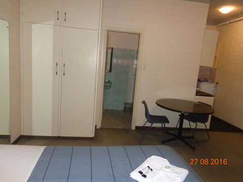 Adelaide Backpackers And Travellers Inn - Port Augusta Accommodation 21
