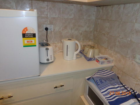 Adelaide Backpackers And Travellers Inn - Port Augusta Accommodation 41