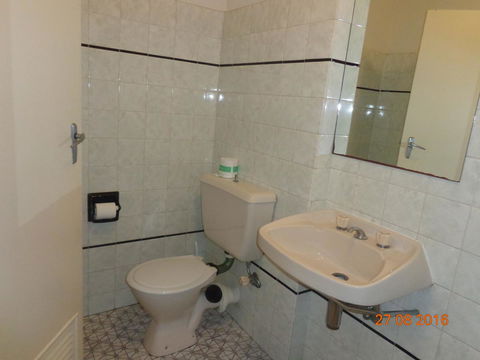 Adelaide Backpackers And Travellers Inn - Port Augusta Accommodation 32