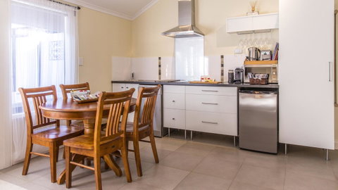 One Tree Bed And Breakfast - Port Augusta Accommodation 18