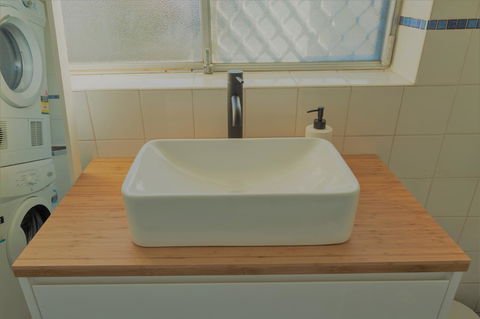 Henley Beach South, Amazing Views, Huge Private Balcony! - Port Augusta Accommodation 17