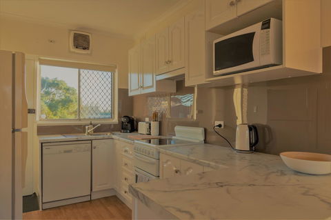 Henley Beach South, Amazing Views, Huge Private Balcony! - Port Augusta Accommodation 12