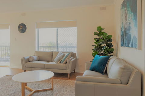 Henley Beach South, Amazing Views, Huge Private Balcony! - Port Augusta Accommodation 3