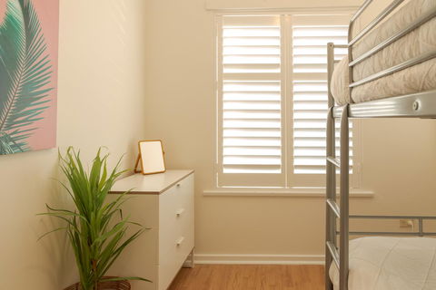 Henley Beach South, Amazing Views, Huge Private Balcony! - Port Augusta Accommodation 7