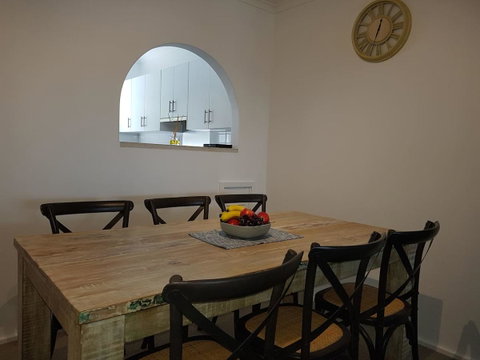 North Adelaide Apartment - Port Augusta Accommodation 6