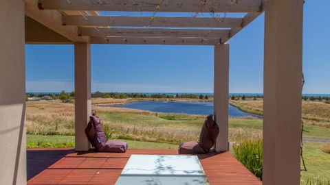 Golfers Paradise (18th Tee) - 52 Huntingdale Drive - Port Augusta Accommodation 4