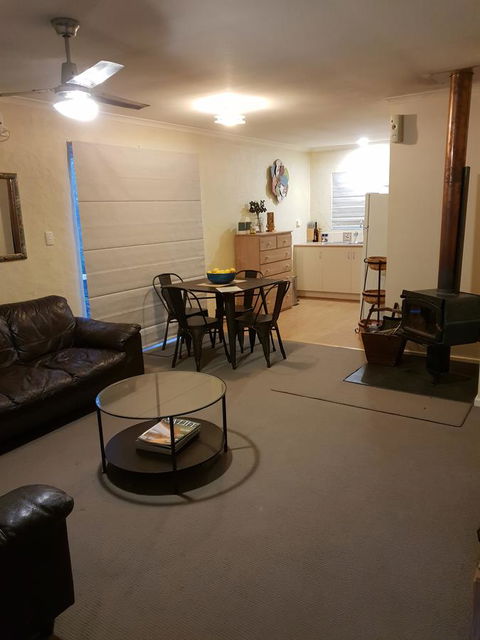 Donnybrook Cottages - Hutt River - Port Augusta Accommodation 5