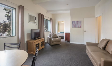 Greenways Apartments - Port Augusta Accommodation 10