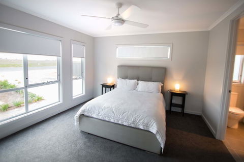 Wellington Lake Retreat - Port Augusta Accommodation 10