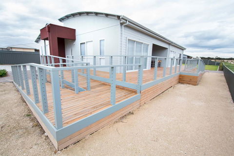 Wellington Lake Retreat - Port Augusta Accommodation 20
