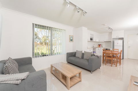 Yaran Suites - Port Augusta Accommodation 1