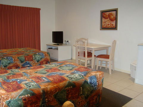Dunsborough Central Motel - Port Augusta Accommodation 19