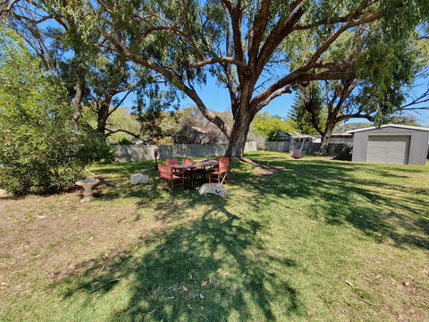 Just Chillin - Port Augusta Accommodation 0