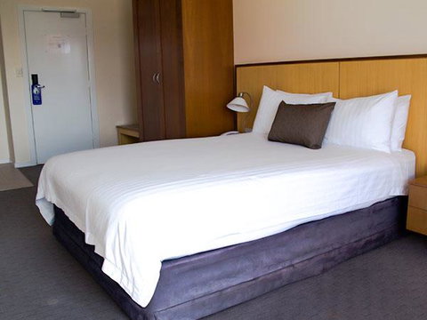 Ocean Beach Hotel - Port Augusta Accommodation 2